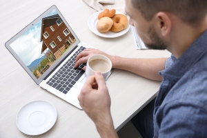CHARLOTTE, NC REAL ESTATE COMPLETE GUIDE TO BUYING AND SELLING A PROPERTY [Infographic]