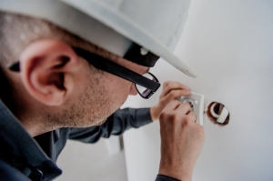 How To Help Your Office Handle Renovations Safely and Productively